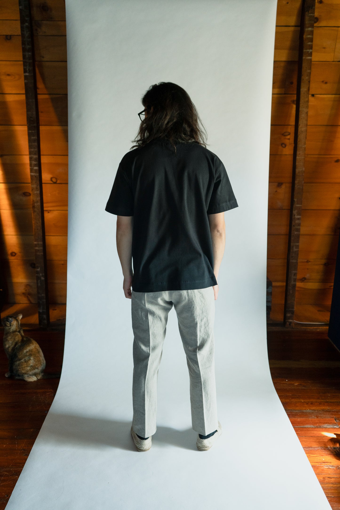 Black pocket t-shirt, back view