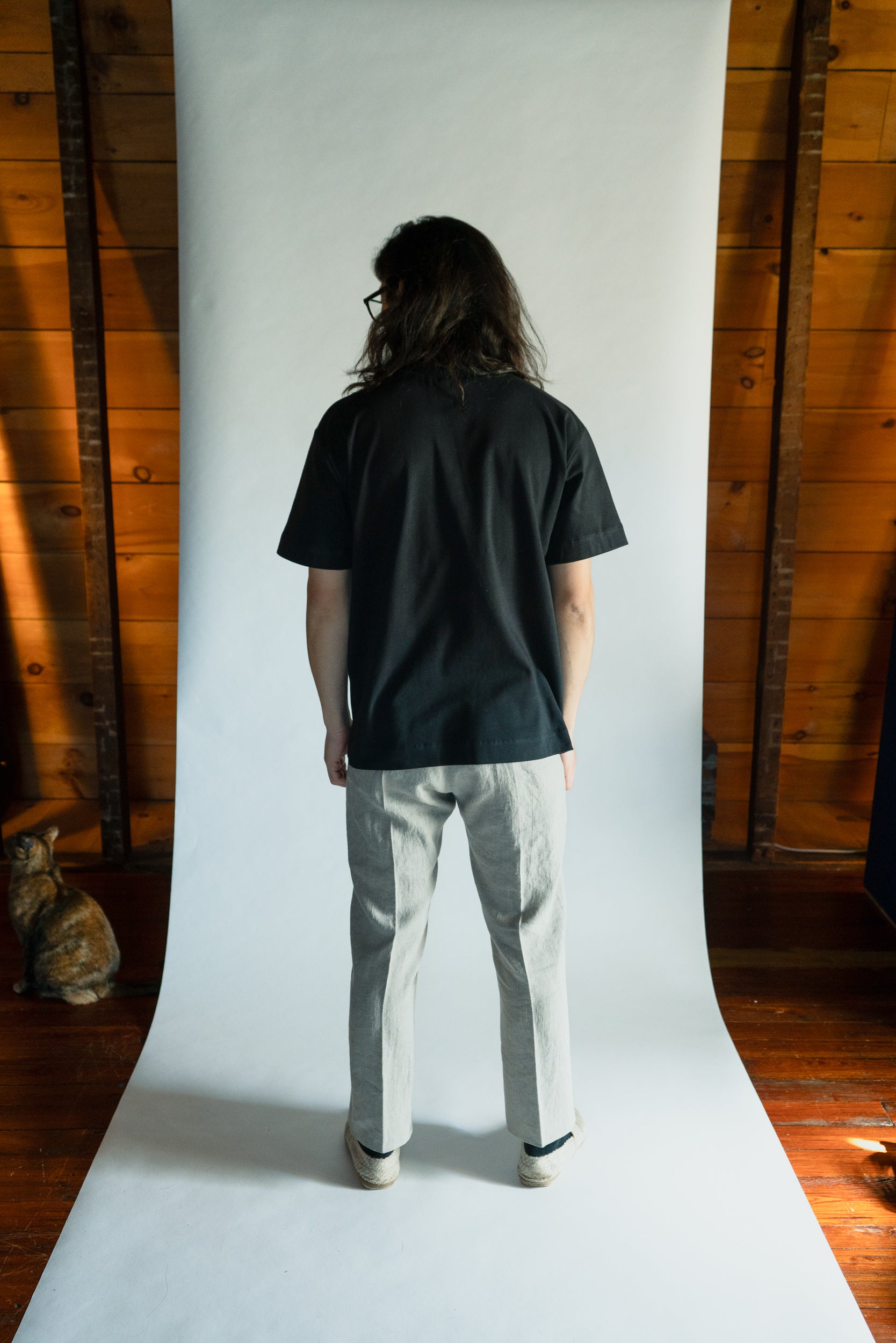 Black pocket t-shirt, back view