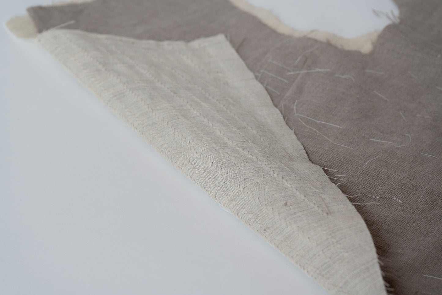 Linen jacket, lapel construction